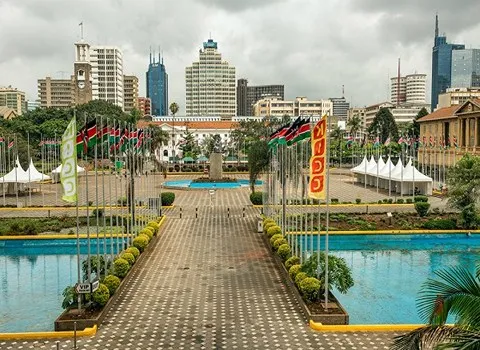 آراد برندینگ و صادرات نیسان به کنیا